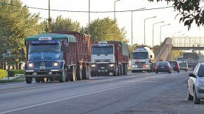 Una postal que se repite en época de cosecha. FOTO Lisandro Carrobé.