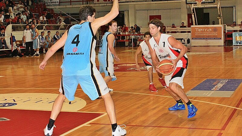 argentino se quedó con el clásico
