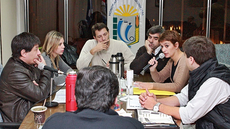 Los concejales se reunieron con la sub secretaria de Prevención CIudadana. FOTO Lisandro Carrobé.