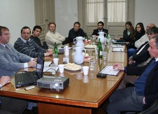 Representantes de las cinco ciudades nodales se reunieron con integrantes de la Agencia de Seguridad Vial. FOTO Secretaría de Comunicación Social de la Pcia.