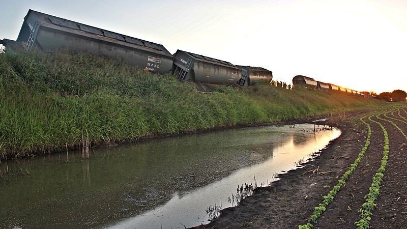 tren descarriló en cora