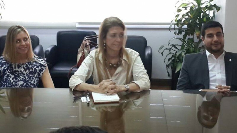 10877546_845321788847734_486519577_n