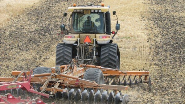 tractor-877052_960_720